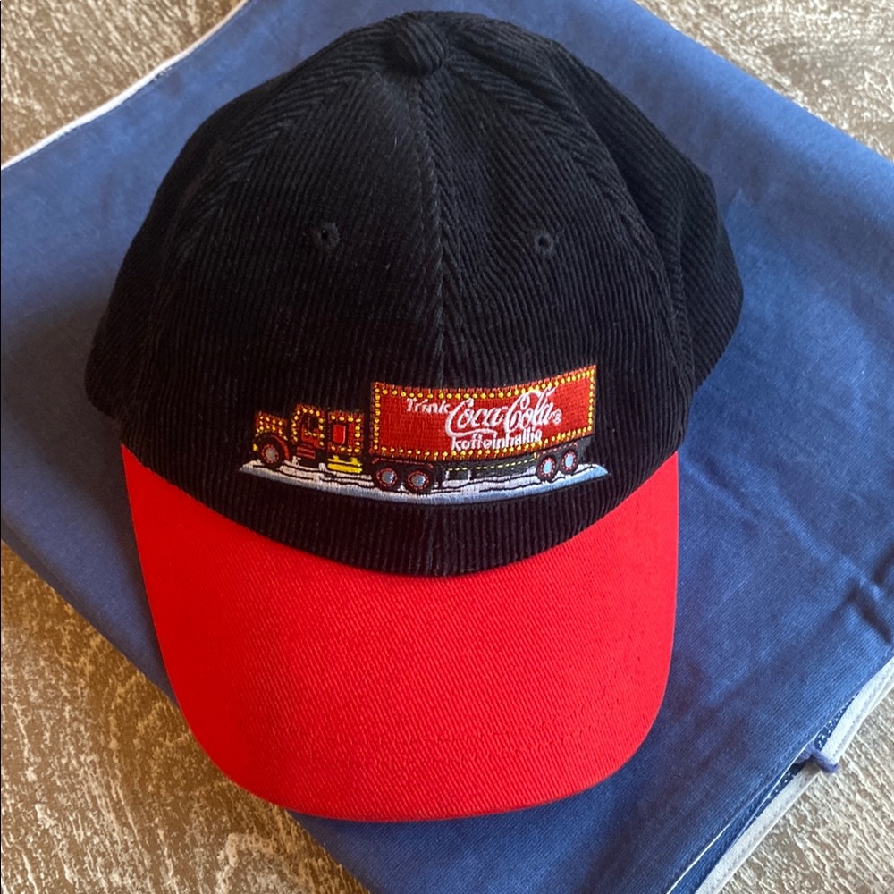 1999 Trink Coca Cola Truck Embroidered Adjustable Black Cap Hat - vintage